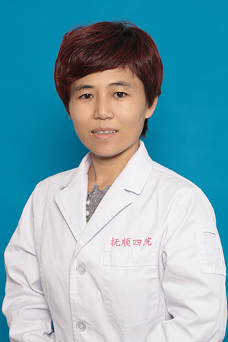 陈小云侧.jpg